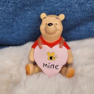 Disney "Pooh and Friends" Porcelain Figurine Bee Mine Pooh Valentine